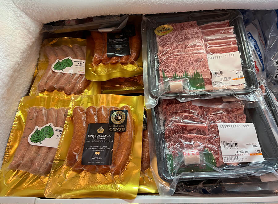 お肉の販売