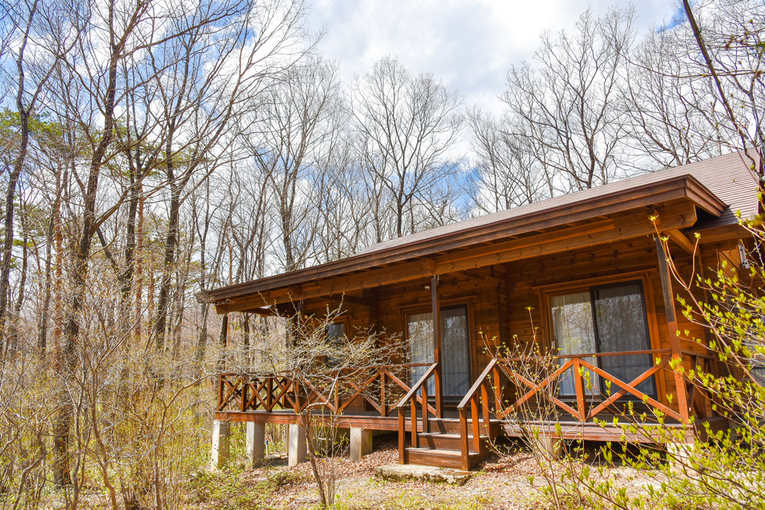 温泉付の角ログハウスで別荘ステイを満喫♪リゾートハウス（遅山平139-3）｜那須ハイ乗り放題付｜1泊2食付