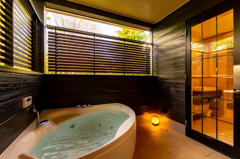 プライベート温泉露天風呂＆暖炉付きコテージで最上級の寛ぎを♪THE ONSEN_COTTAGE｜1泊2食付【しゃぶしゃぶレストラン】