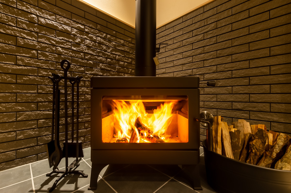 【冬季限定】暖炉・薪・マシュマロセット付き！暖炉付き客室おまかせ｜1泊2食付