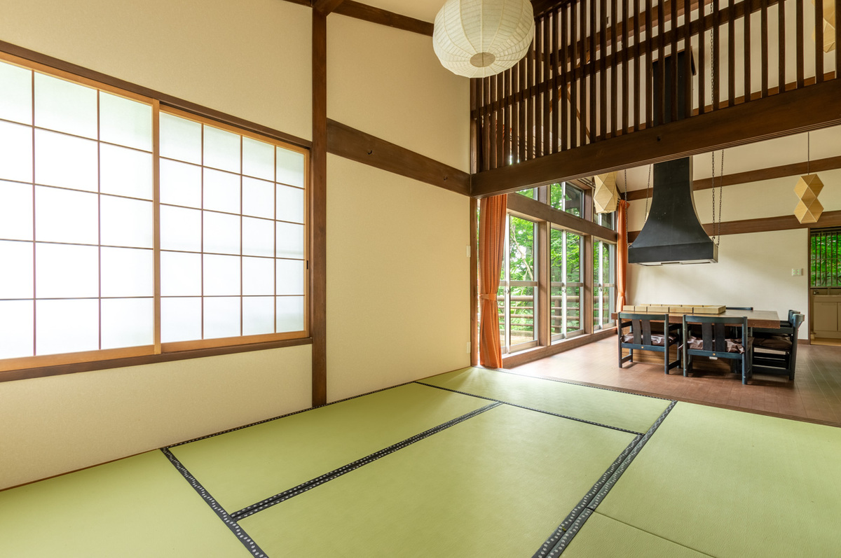 【ペットと泊まれる】レトロモダン空間で愛犬と特別な時間を♪リーズナブルにSTAY♪（赤松平118）