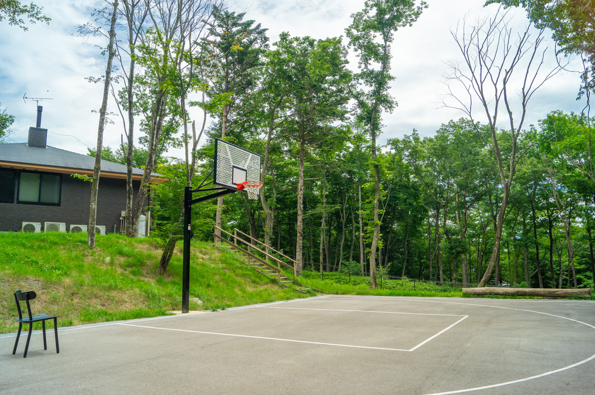 【ペットと泊まれる】バスケットコート付き貸別荘♪ペットリゾートハウス（あけぼの平233）