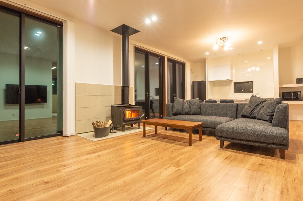 【ペットと泊まれる】広大なドッグラン付貸別荘♪ペットリゾートハウス（あけぼの平A135）