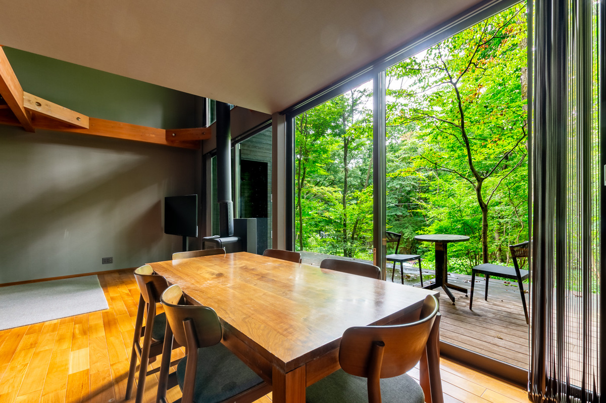 優雅に住まう、螺旋階段のあるいえ♪リゾートハウス（あけぼの平A178-2）